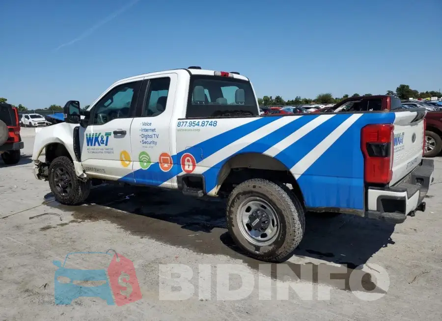1FT8X2BN2PEC61534 Photo# 2