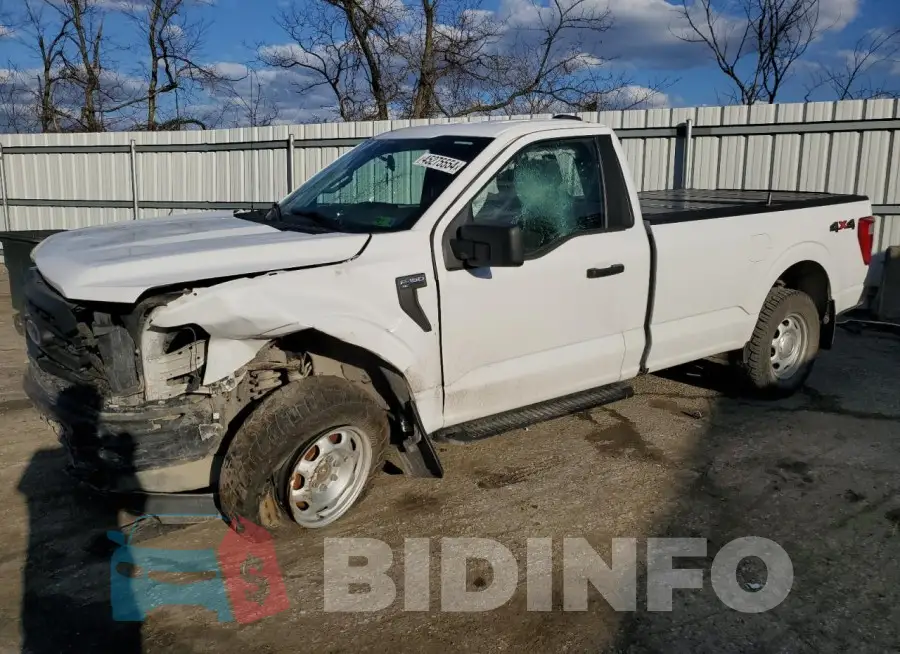 1FTMF1E52MKD08811 Photo# 1