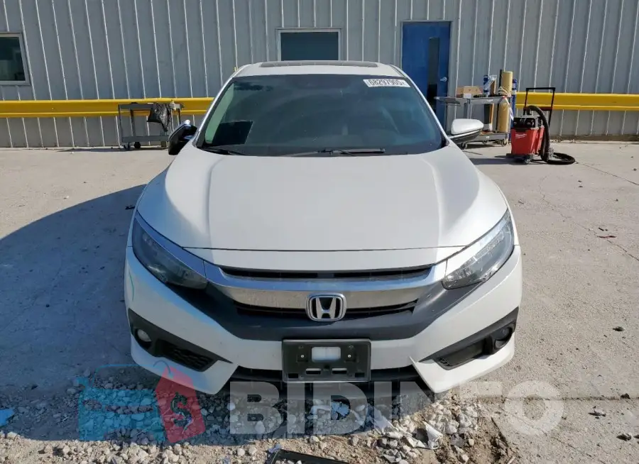 19XFC1F94HE013835 Photo# 5