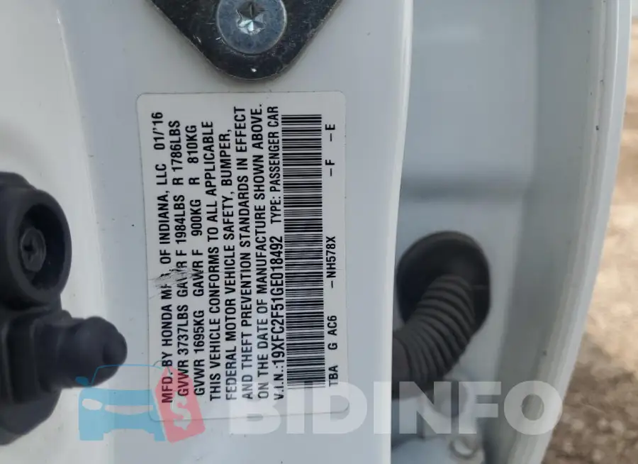 19XFC2F51GE018492 Photo# 12