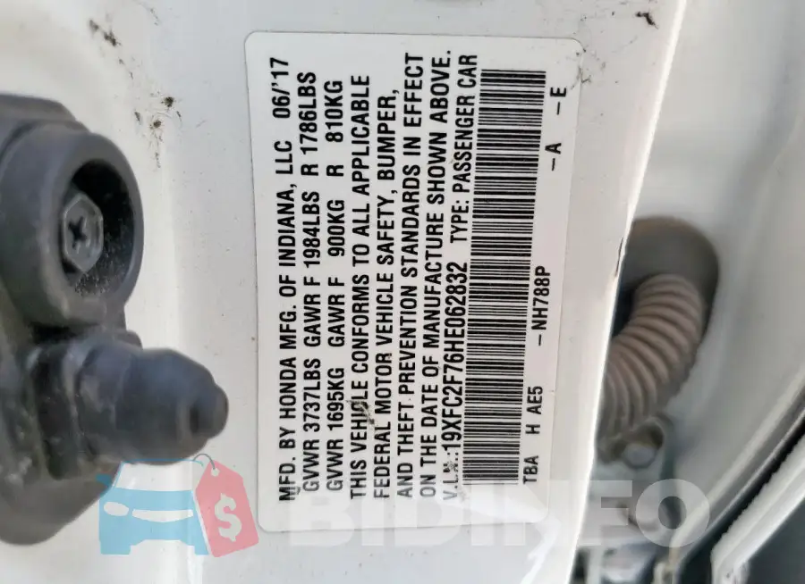 19XFC2F76HE062832 Photo# 13