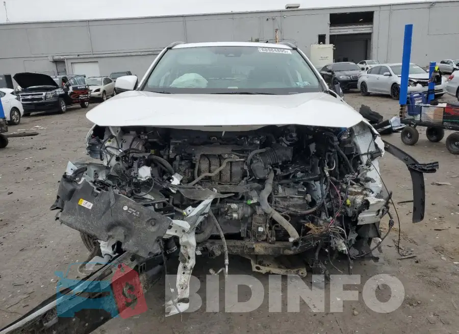 2T3P1RFV9RC482903 Photo# 5