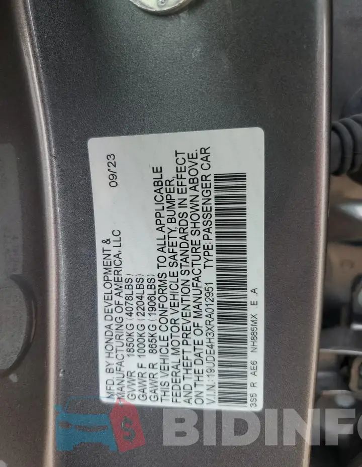 19UDE4H3XRA012951 Photo# 12