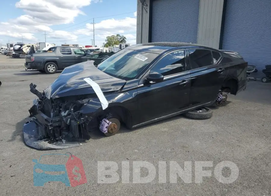 1N4BL4BV8KC251081 Photo# 1