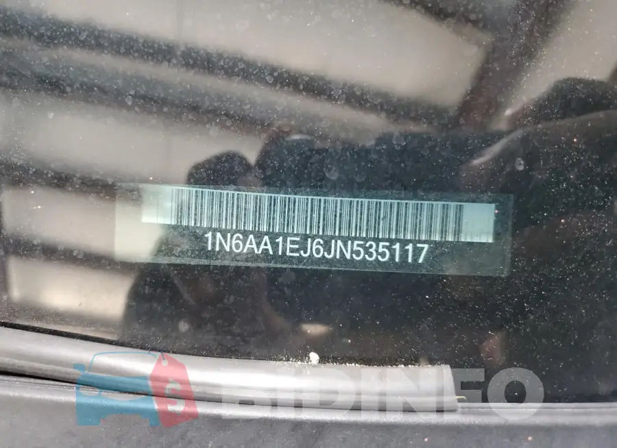 1N6AA1EJ6JN535117 Photo# 12