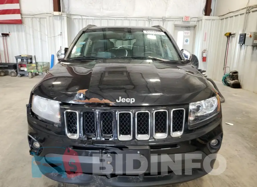 1C4NJDEB6HD142541 Photo# 5