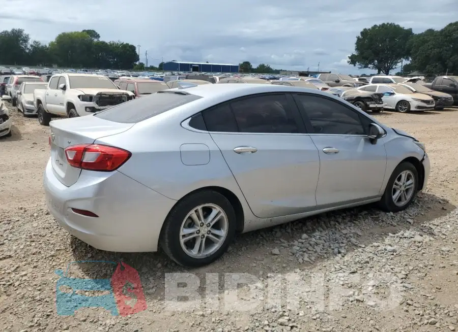 1G1BE5SM2J7115854 Photo# 3