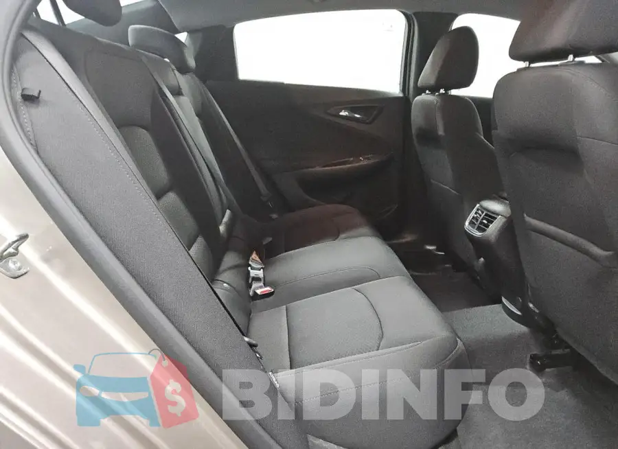 1G1ZD5ST2SF142858 Photo# 10