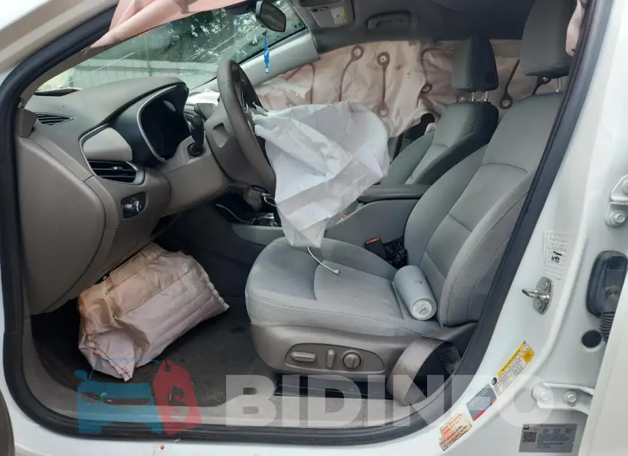 1G1ZD5ST4NF147046 Photo# 7