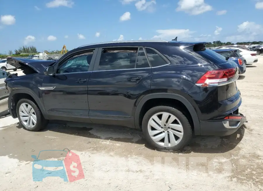 1V2JE2CA4PC227477 Photo# 2