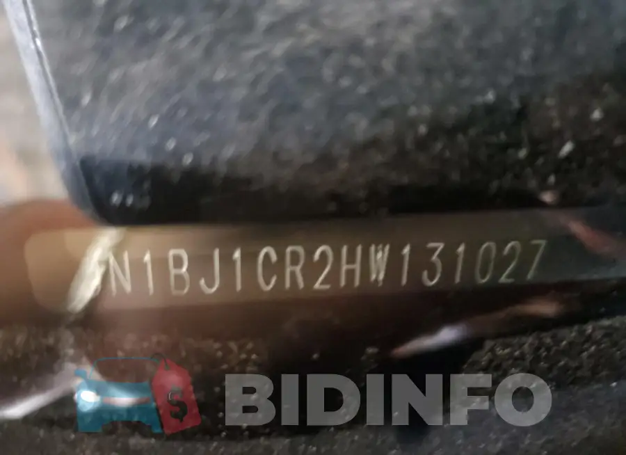 JN1BJ1CR2HW131027 Photo# 12