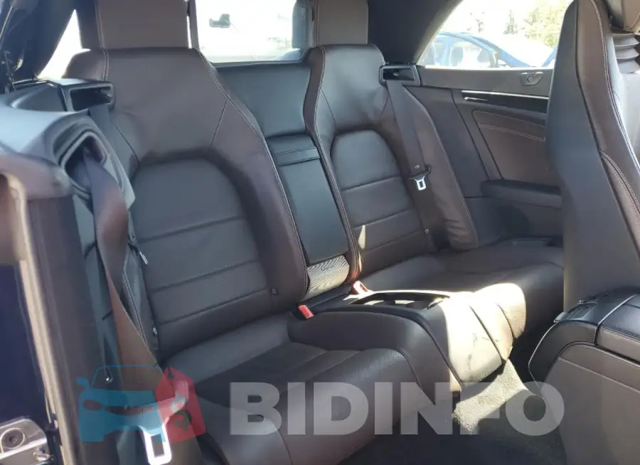 WDDKK6FF6GF324200 Photo# 10