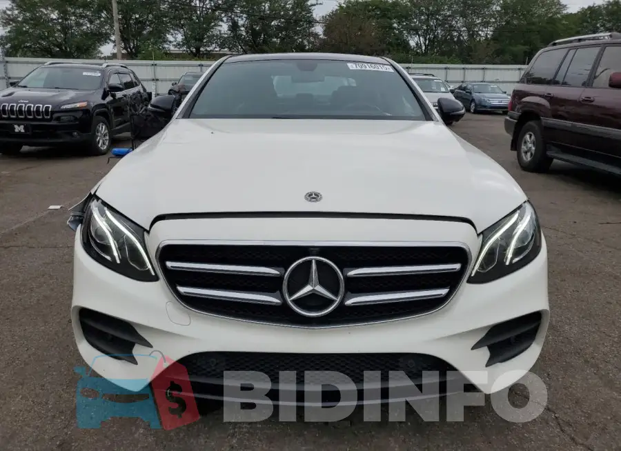 WDDZF4KB5KA551765 Photo# 5
