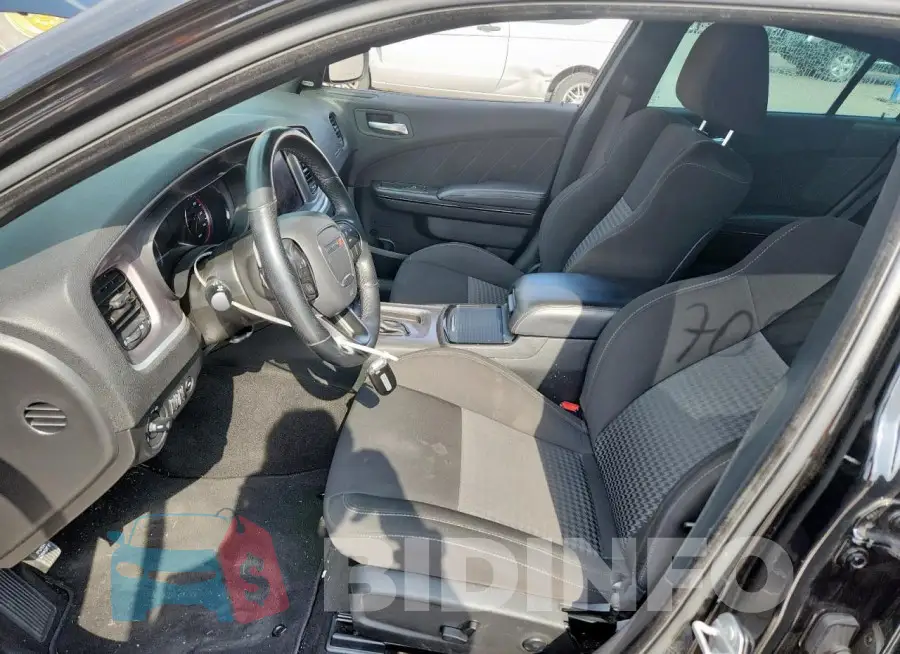 2C3CDXHG4MH679062 Photo# 7