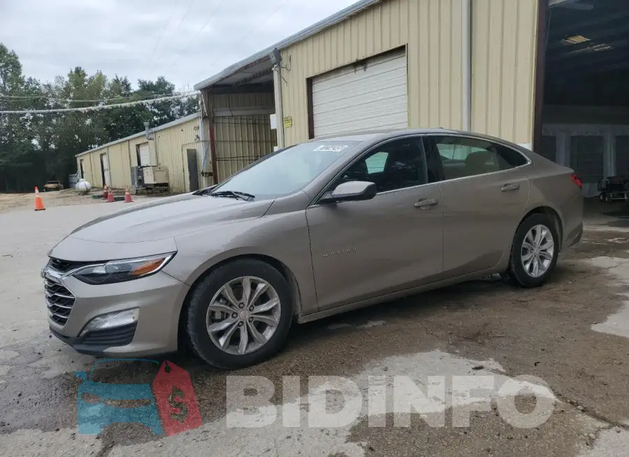 1G1ZD5ST3PF190831 Photo# 1