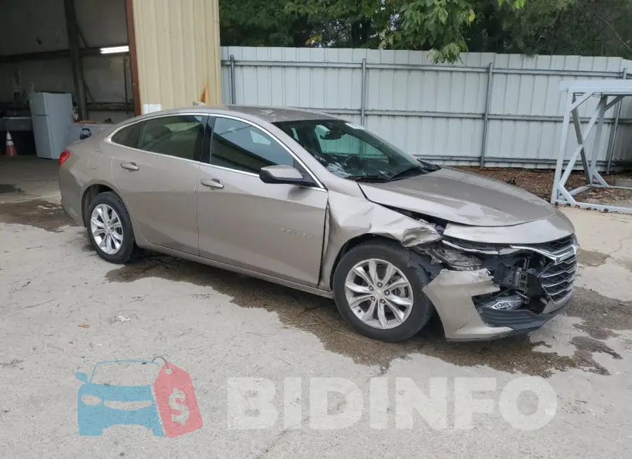 1G1ZD5ST3PF190831 Photo# 4