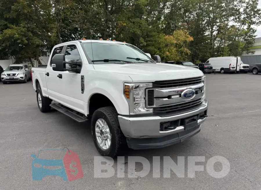 1FT7W2B60JEB02574 Photo# 4