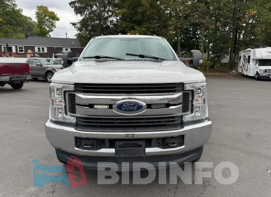 1FT7W2B60JEB02574 Photo# 5