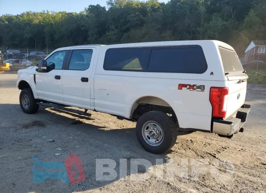 1FT7W2B67JEB73044 Photo# 2