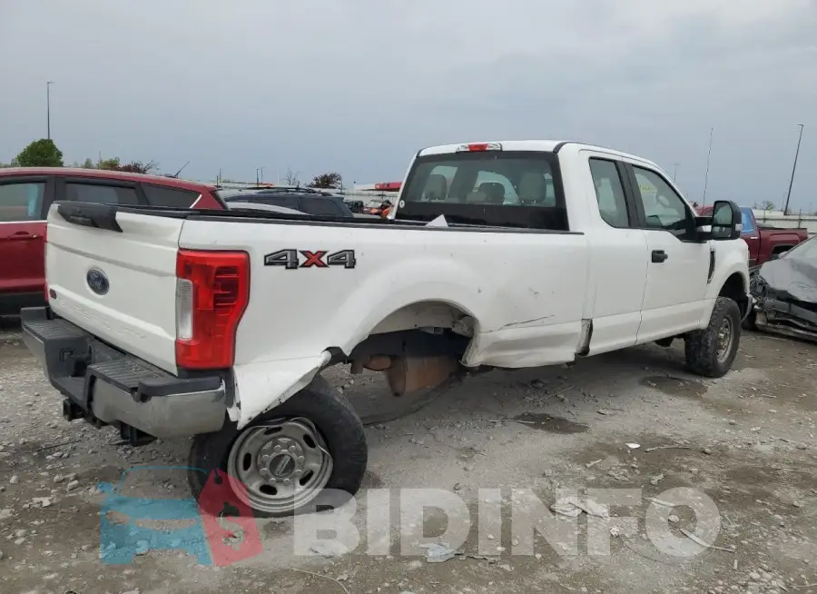 1FT7X2B68HEE35225 Photo# 3