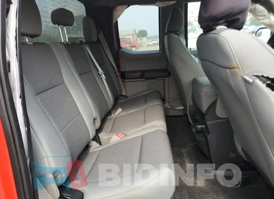 1FTFX1E53JKF88613 Photo# 10
