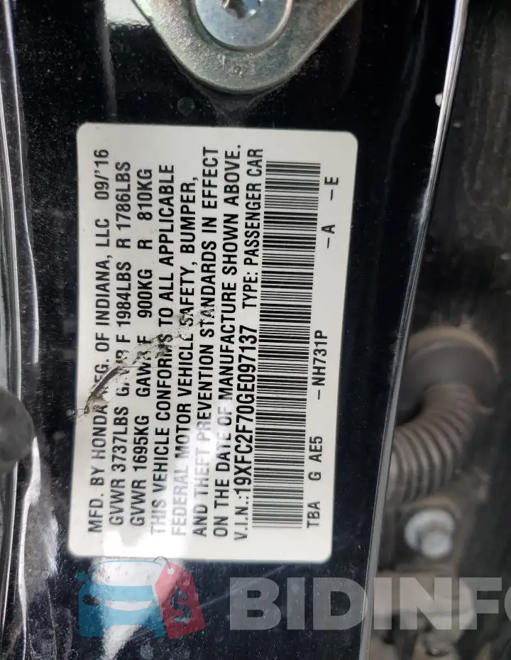 19XFC2F70GE097137 Photo# 12