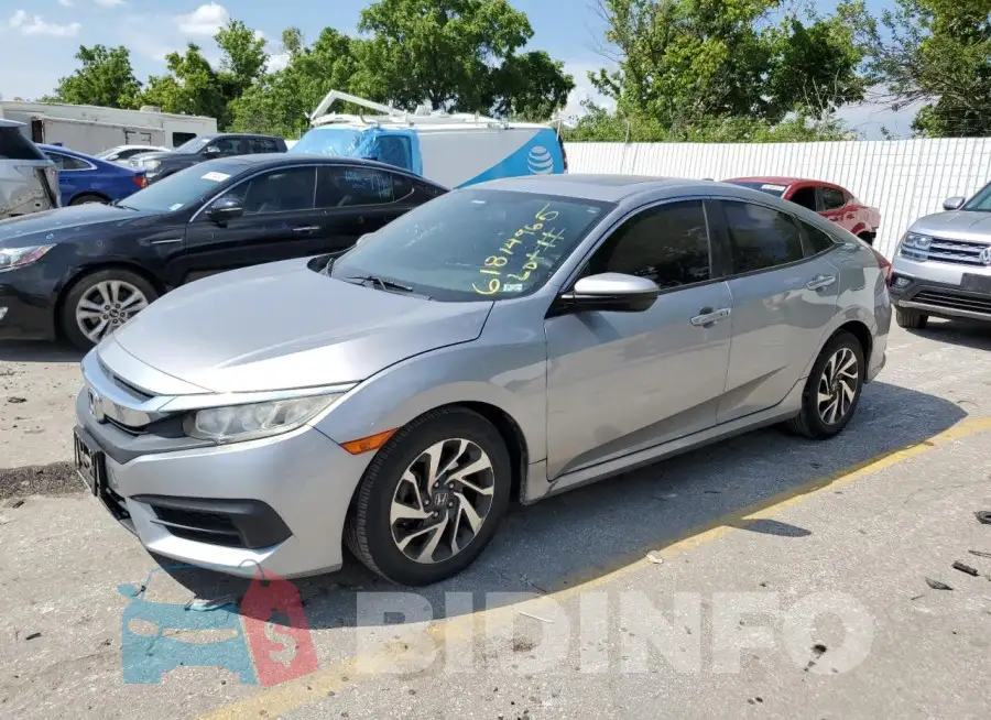 19XFC2F70HE064849 Photo# 1