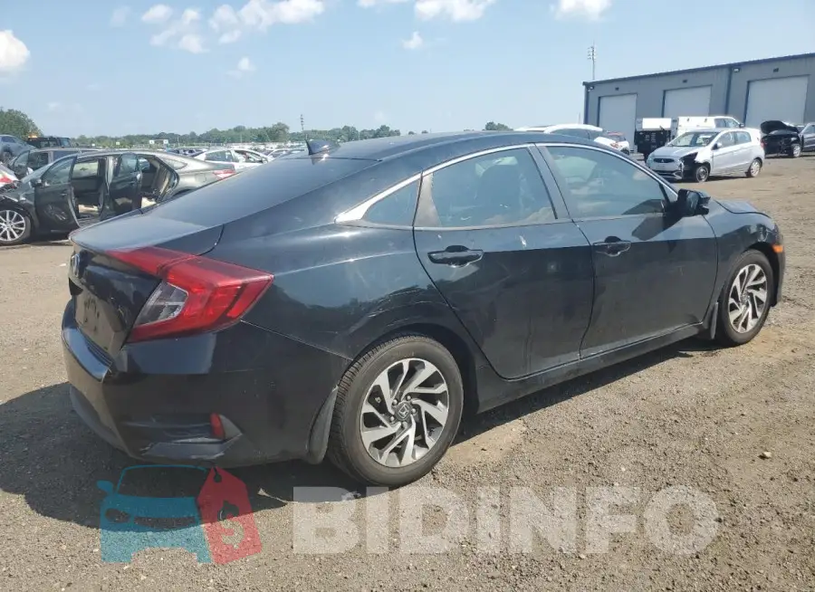 19XFC2F71HE212720 Photo# 3