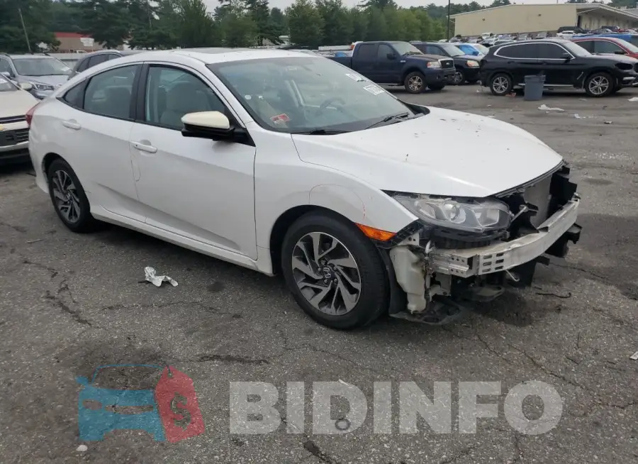 19XFC2F72HE228263 Photo# 4