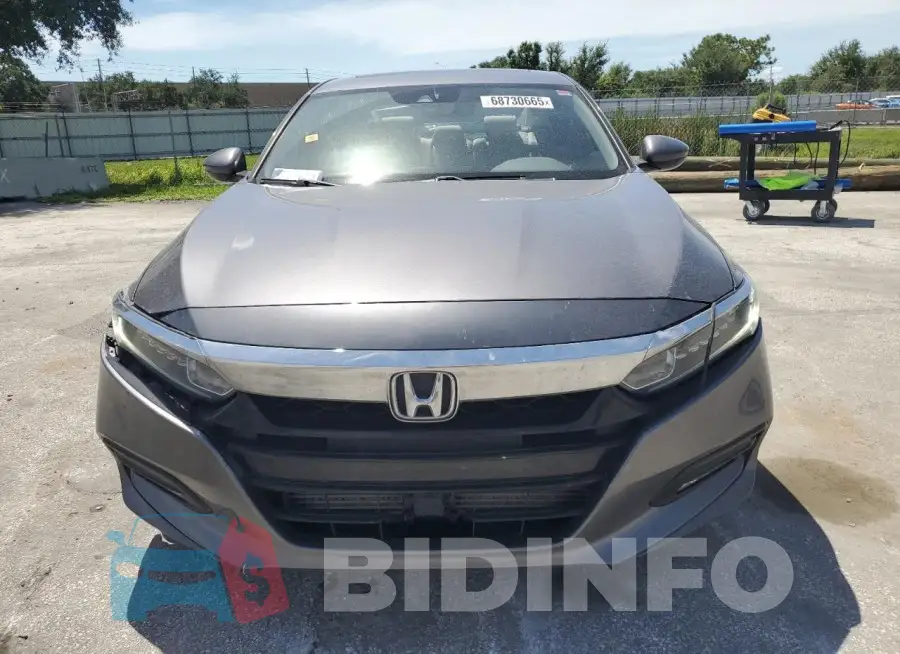 1HGCV2F55JA031531 Photo# 5