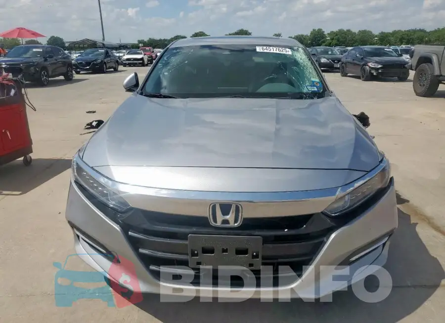 1HGCV3F52KA011230 Photo# 5