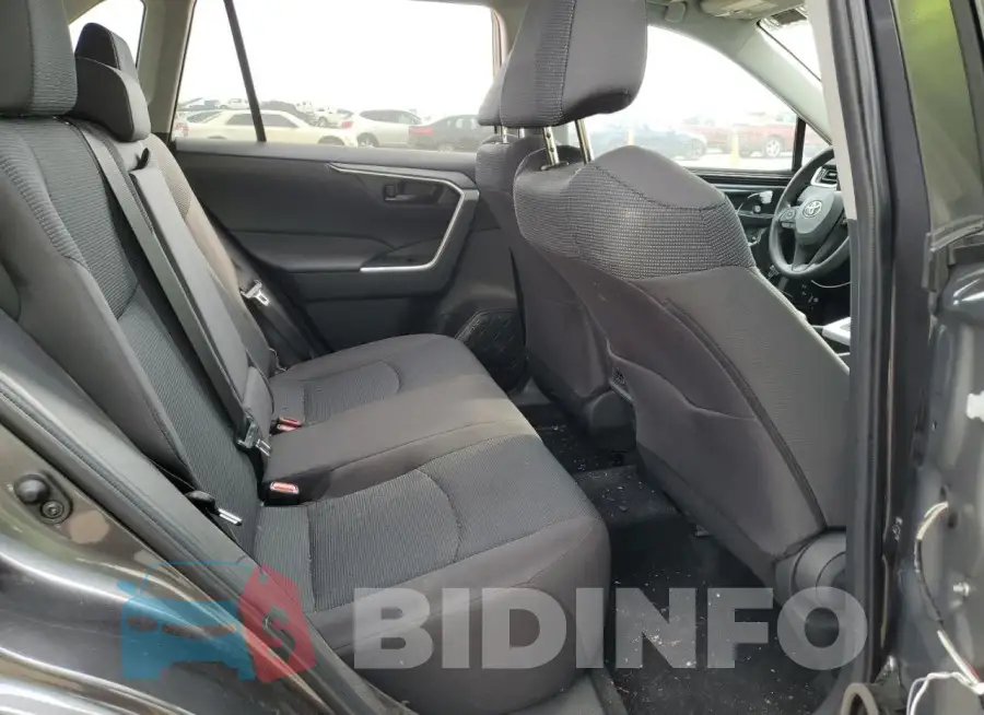 2T3F1RFV8PC363216 Photo# 11