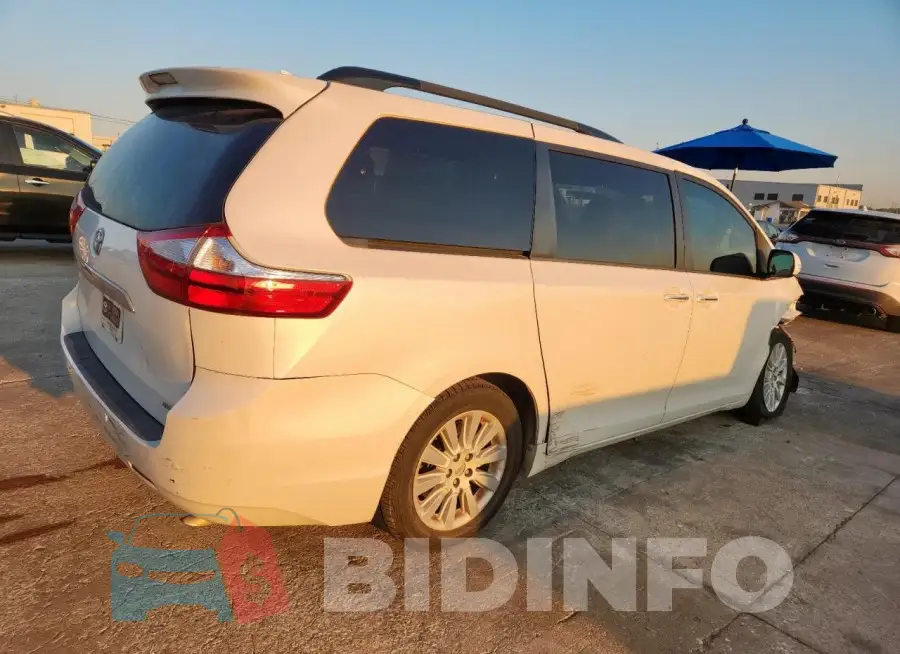 5TDYK3DCXGS752895 Photo# 3