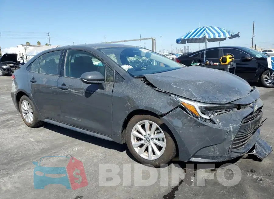 JTDBCMFE3R3067701 Photo# 4