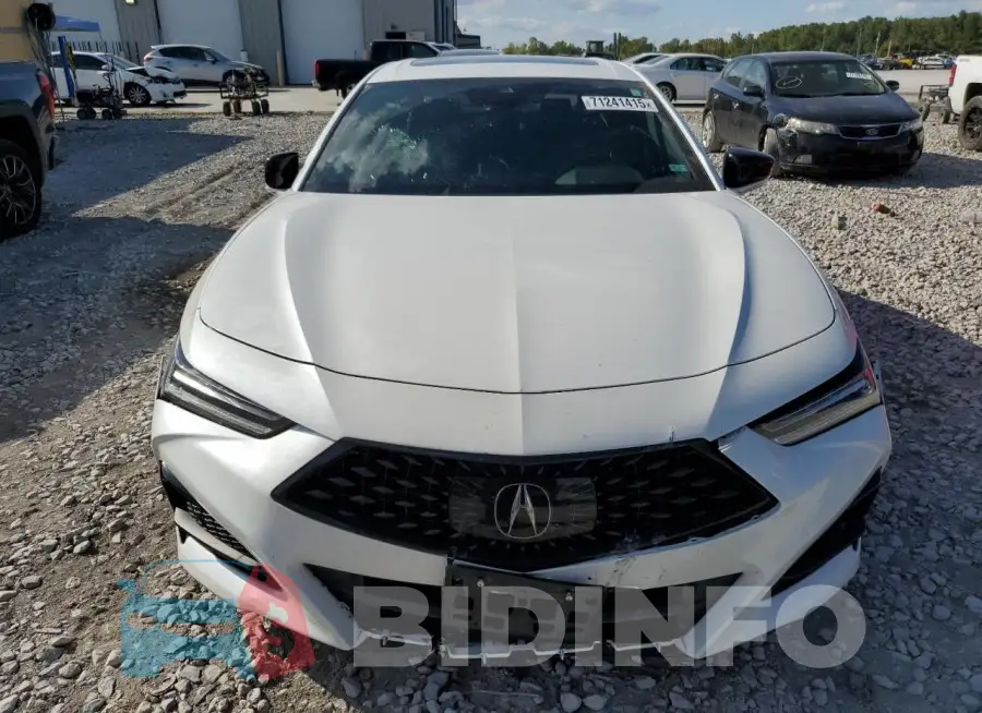 19UUB6F53MA008533 Photo# 5