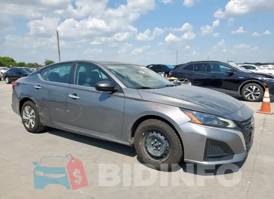 1N4BL4BVXRN370927 Photo# 4