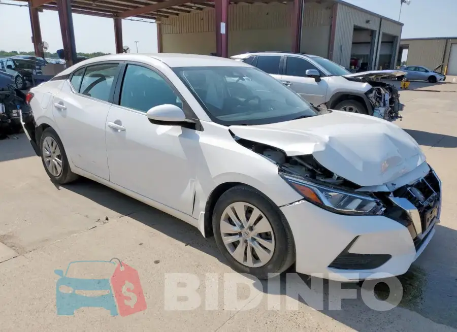 3N1AB8BV9NY240251 Photo# 4