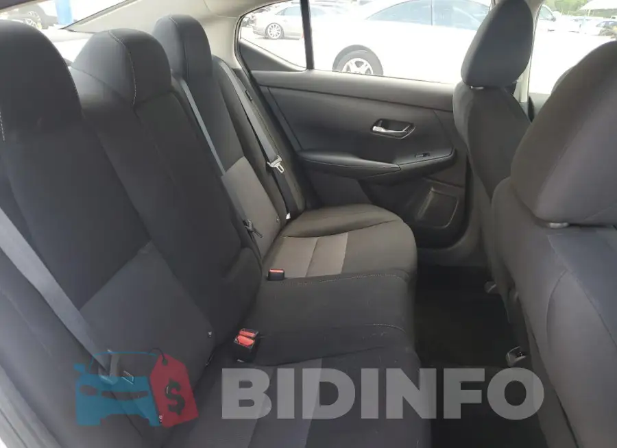 3N1AB8CV9NY288461 Photo# 10