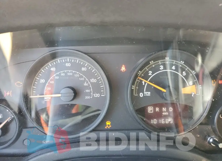 1C4NJRFB5GD595432 Photo# 9