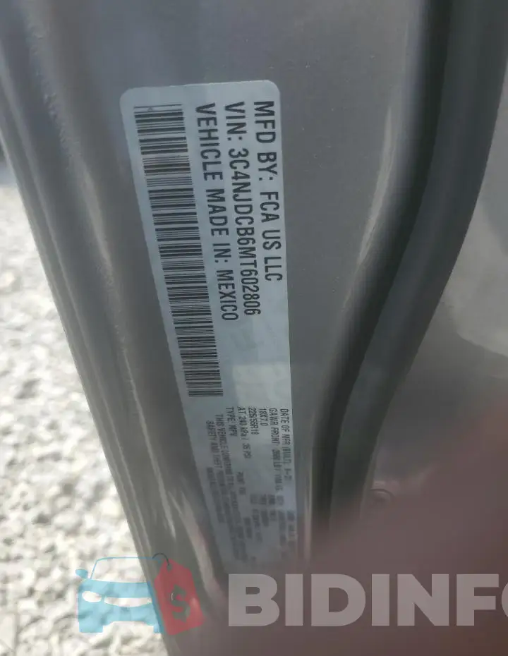 3C4NJDCB6MT602806 Photo# 13