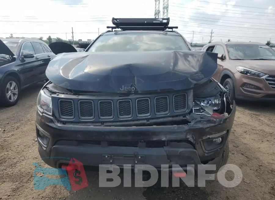 3C4NJDDB5LT159643 Photo# 5