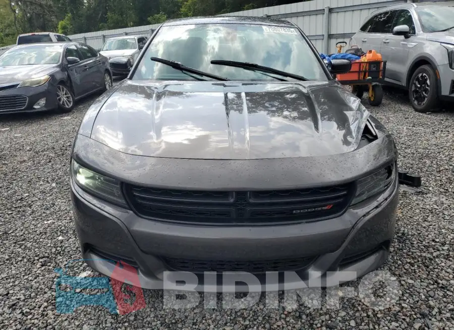 2C3CDXBG8PH698419 Photo# 5