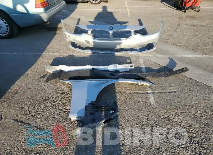 WBA8E9G51GNU27899 Photo# 12