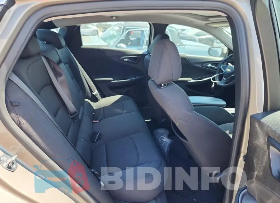 1G1ZD5ST4NF167913 Photo# 10