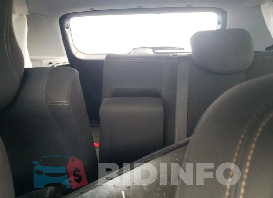 KL7CJNSM3NB527272 Photo# 10
