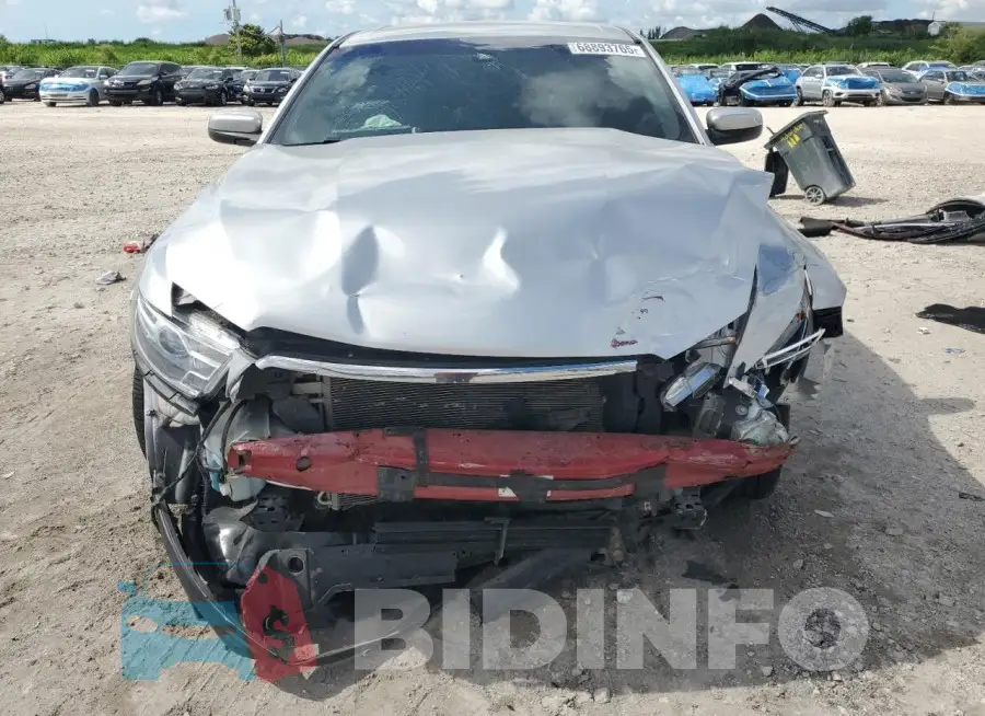 1FAHP2E88JG138439 Photo# 5