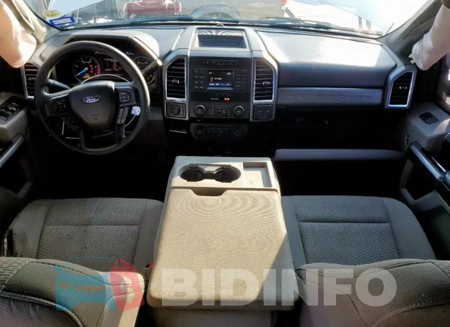 1FT7W2BT2JEB91232 Photo# 8