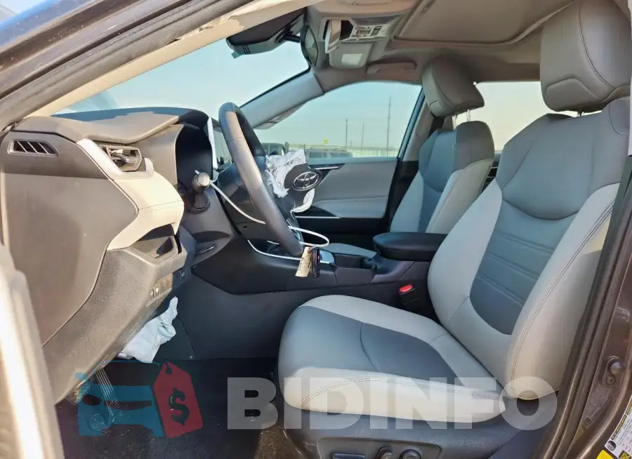 4T3B6RFV6PU111804 Photo# 7