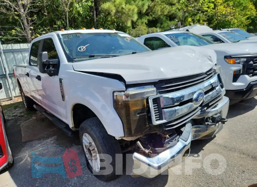 1FT7W2B61KEC70175 Photo# 4