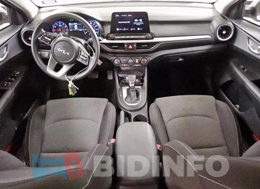 3KPF24AD1RE802218 Photo# 8